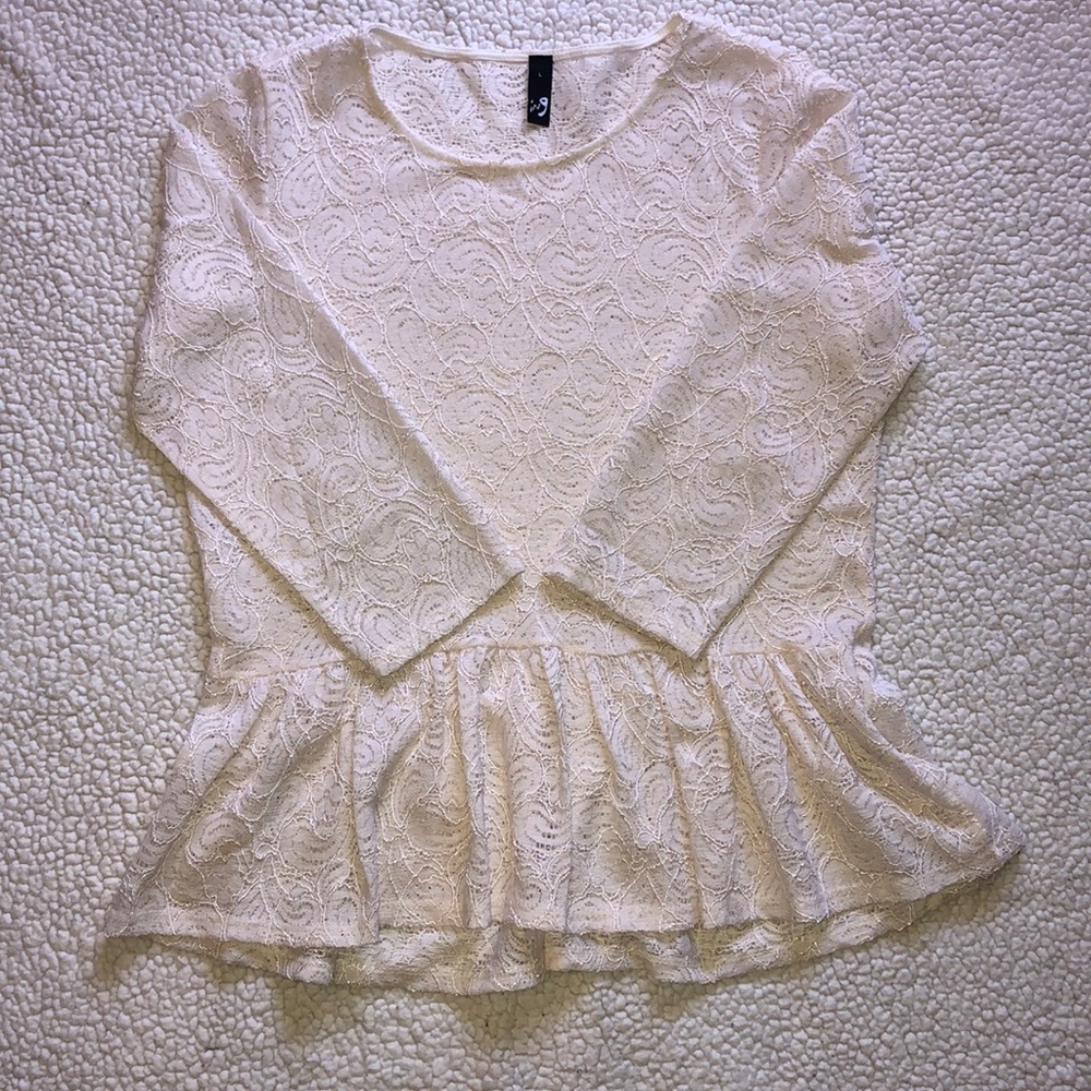 3/$15 Lace Peplum Top
